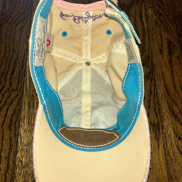 True religion hat - Picture 4 of 9